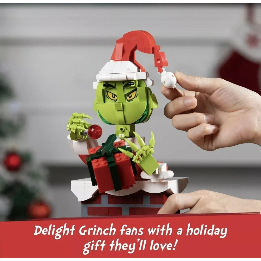 The Chimney Grinch Building Kit 504-Plastic Pcs Set CHRISTMAS Brick Building Set